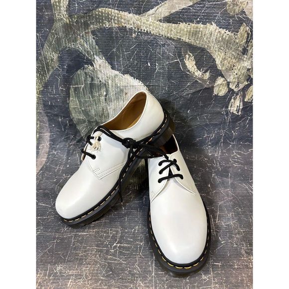 NEW Dr Martens white patent oxfords 26754 unisex Size 7 main image 4